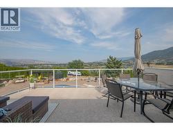 Sundeck with stunning views -
