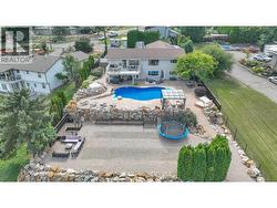 RV parking, fully useable lot -