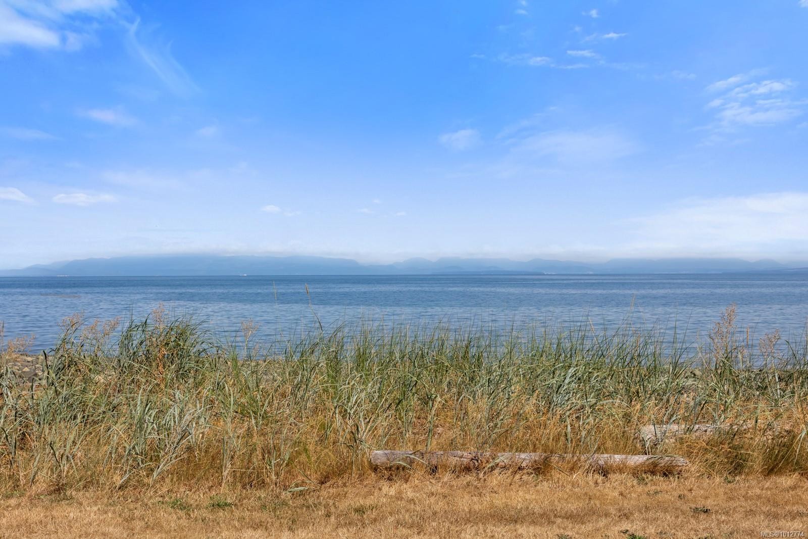 1494 Wilkinson Rd, Comox, BC