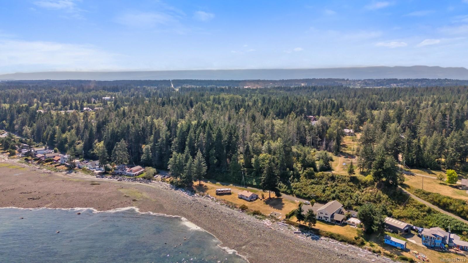 1494 Wilkinson Rd, Comox, BC