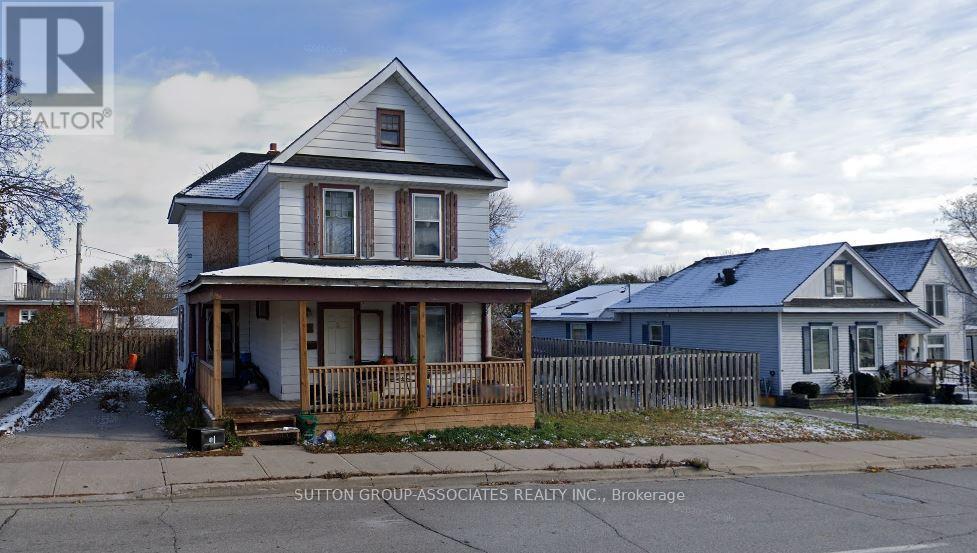 50 Dunedin Street, Orillia, ON