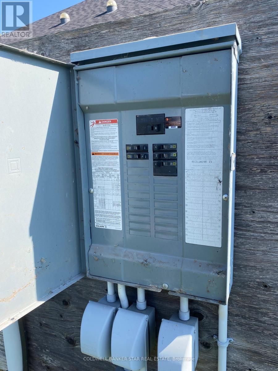 100 Amp Panel - 19120 Crest River Avenue, Lakeshore, ON