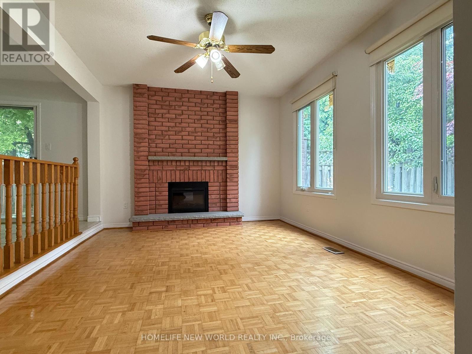 106 Morrison Crescent, Markham, ON - Indoor With Fireplace