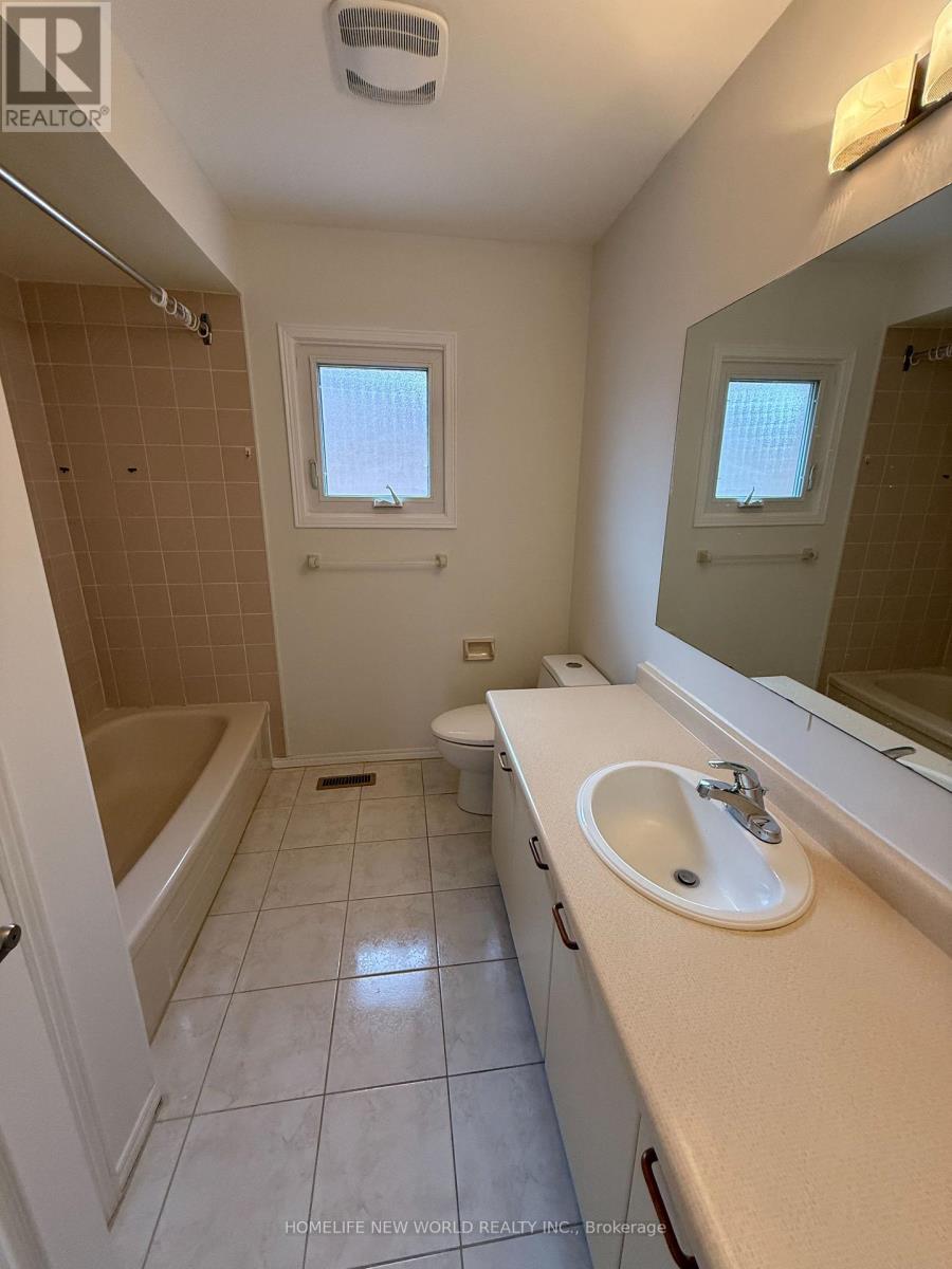 106 Morrison Crescent, Markham, ON - Indoor Photo Showing Bathroom