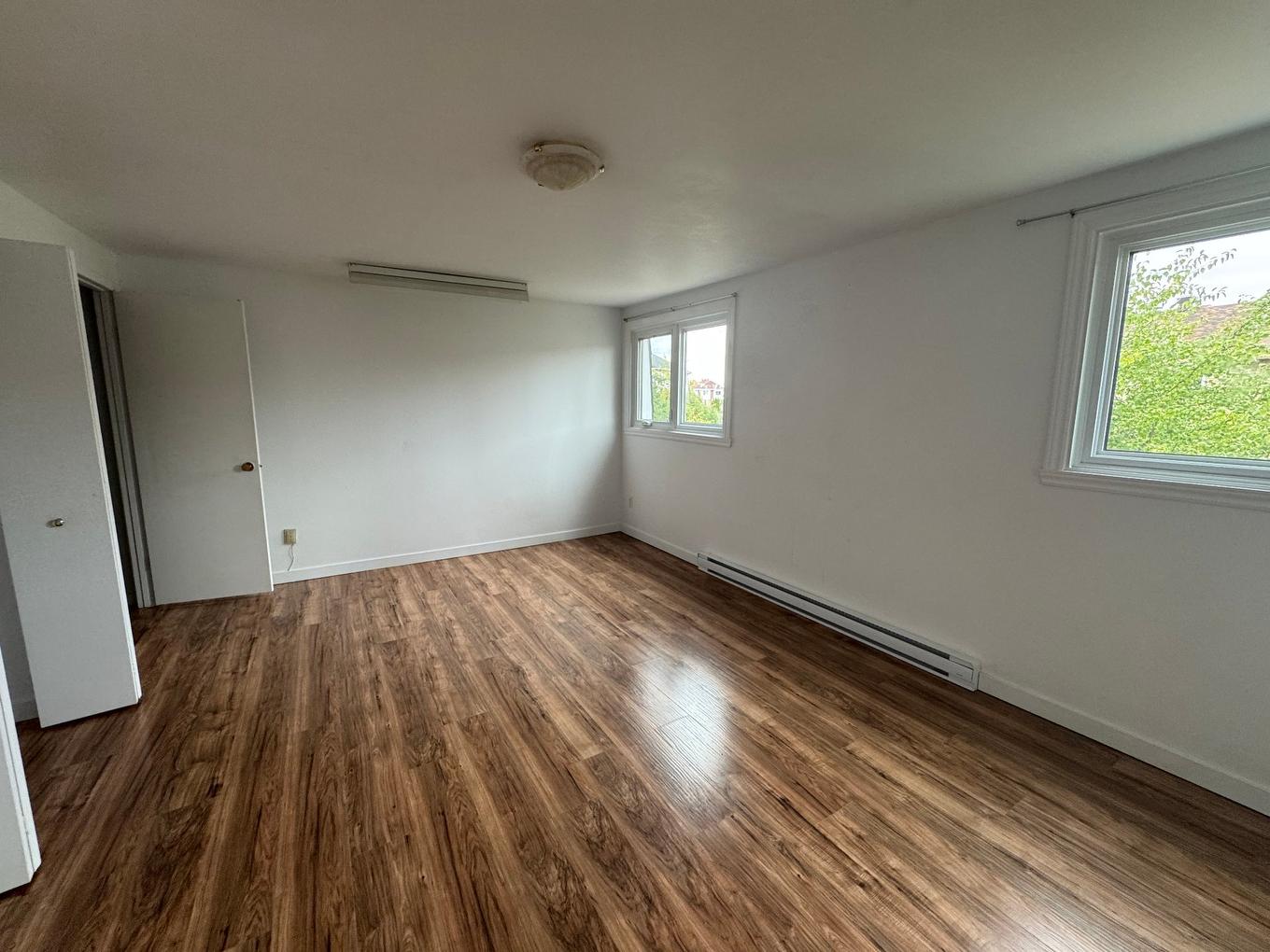 Primary bedroom - 1757 Boul. Sunnybrooke, Dollard-Des-Ormeaux, QC - Indoor Photo Showing Other Room