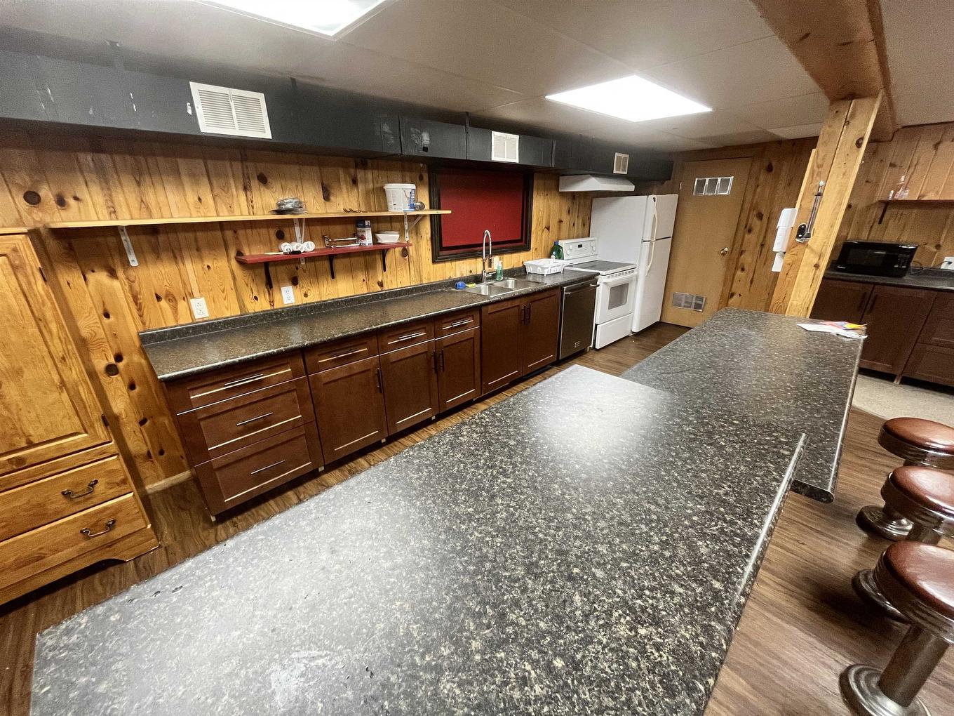 1255 Highway 105, Ear Falls, ON - Indoor