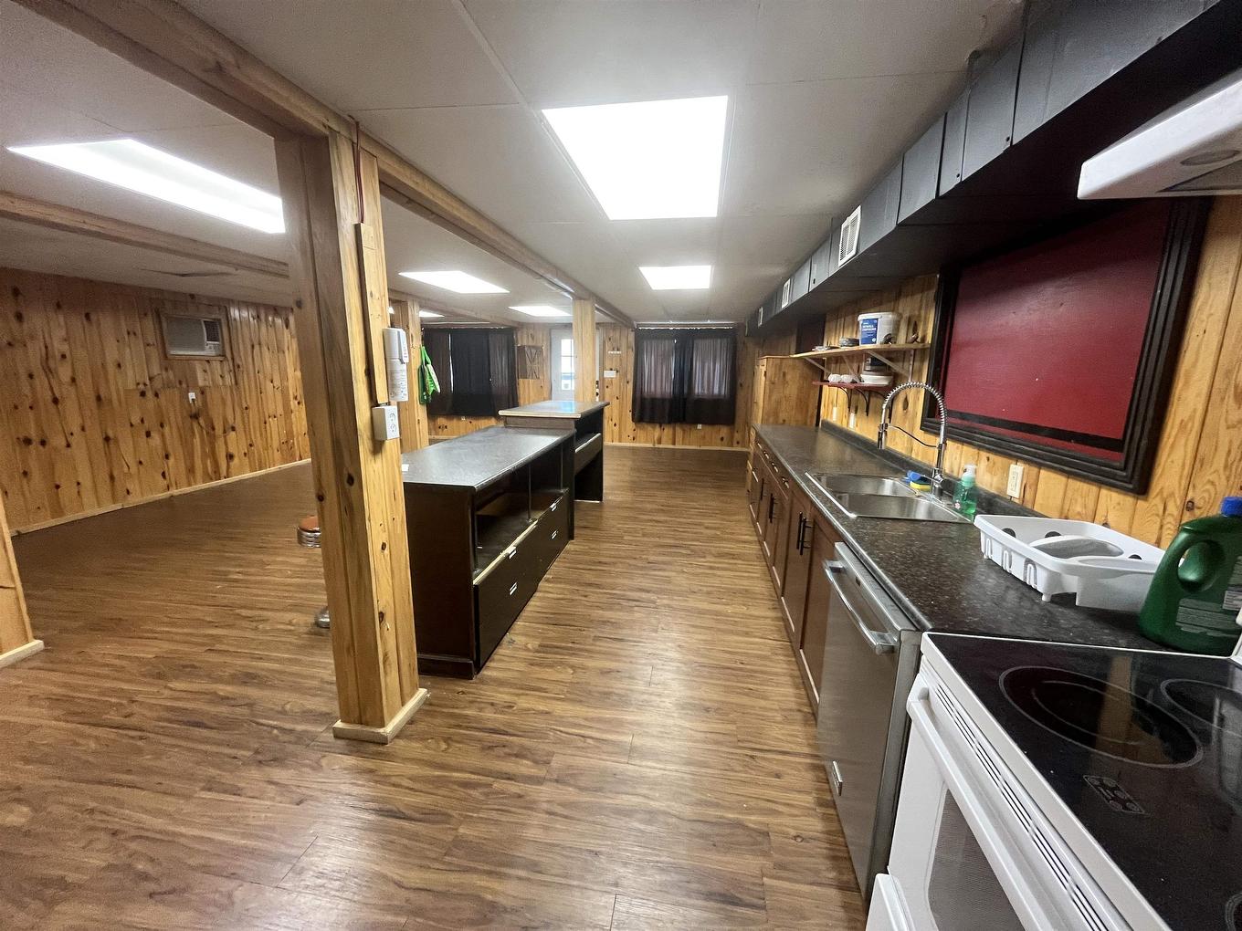 1255 Highway 105, Ear Falls, ON - Indoor