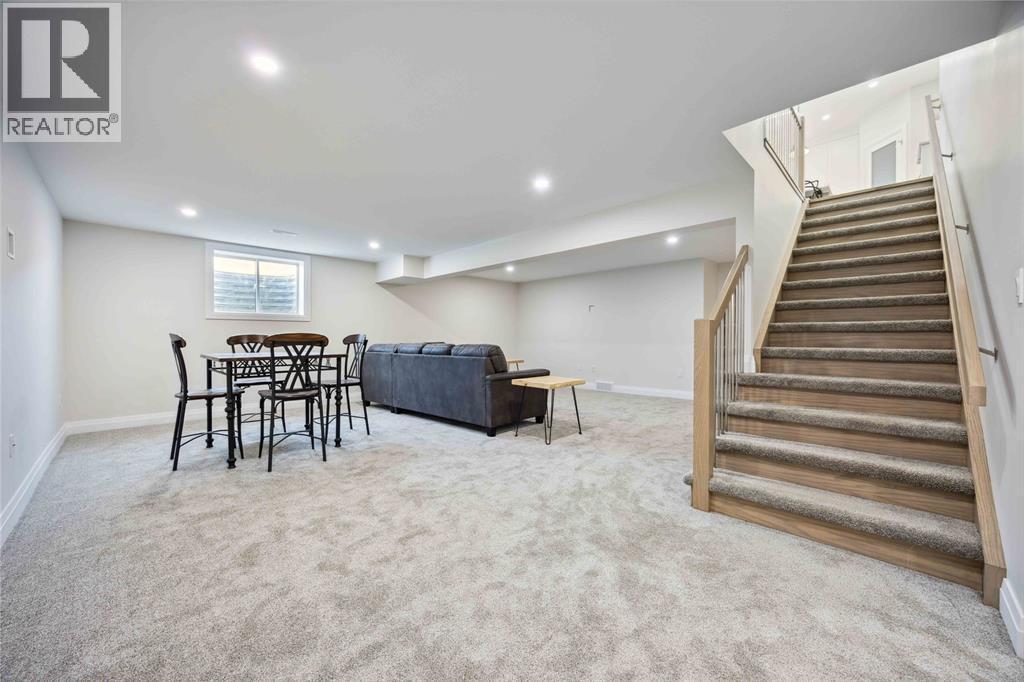 237 Nicholas Street, Sarnia, ON - Indoor