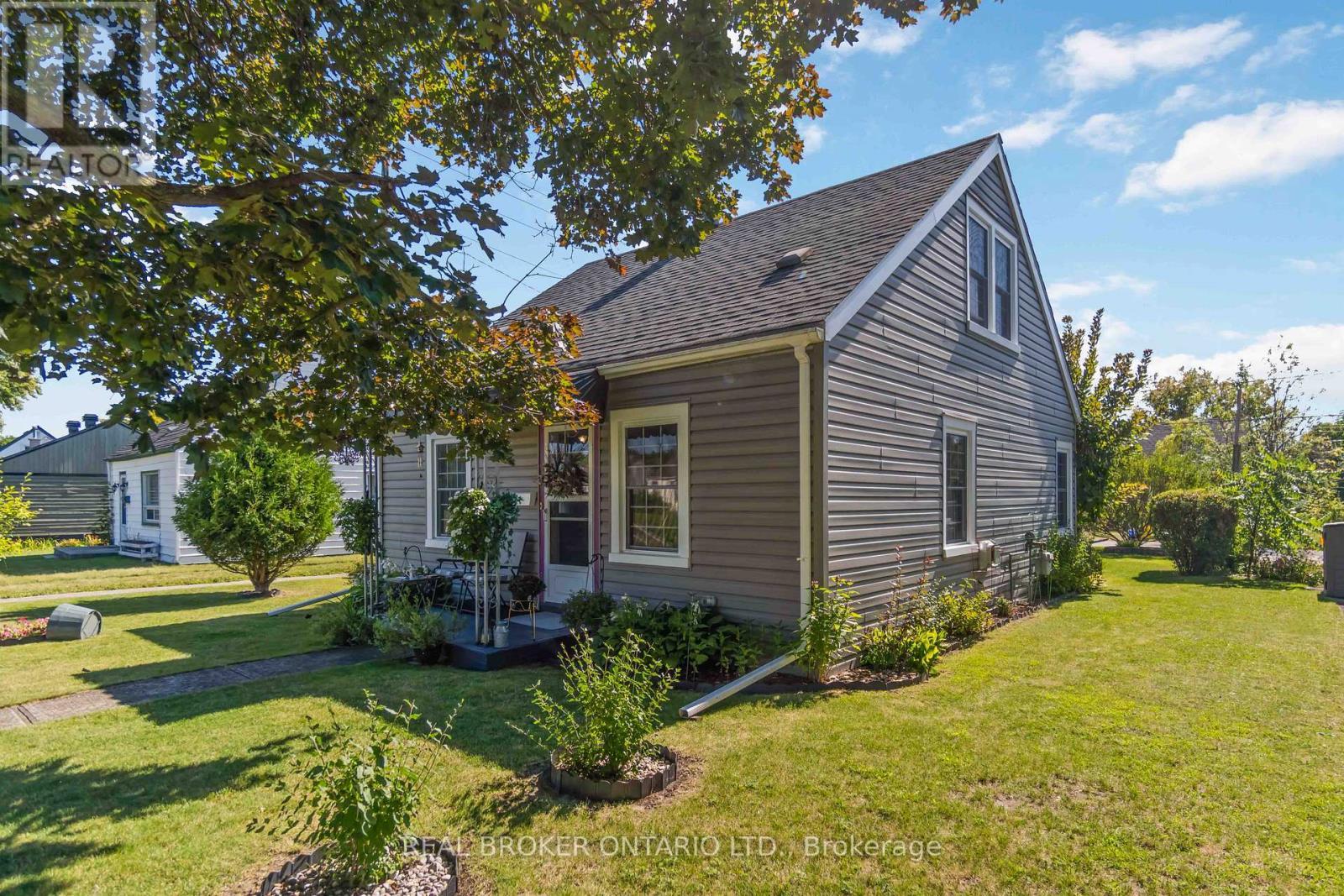 20 Roosevelt Drive, Smiths Falls, ON - Outdoor