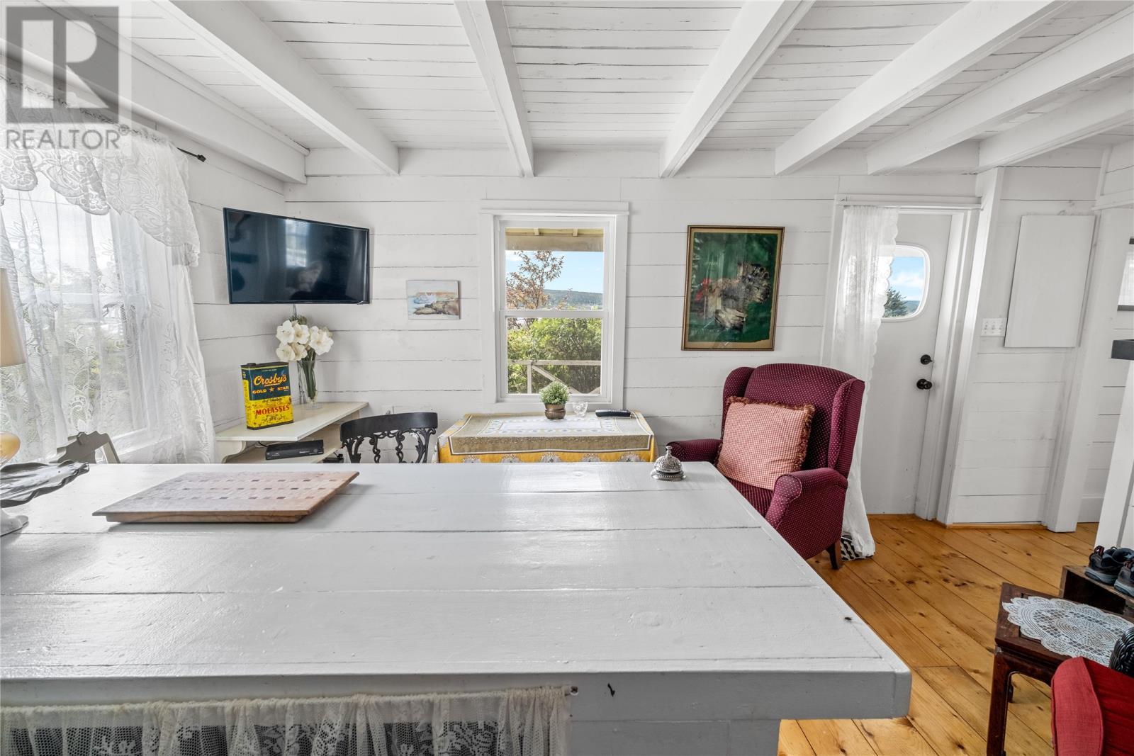 101 Main Road, Renews, NL - Indoor