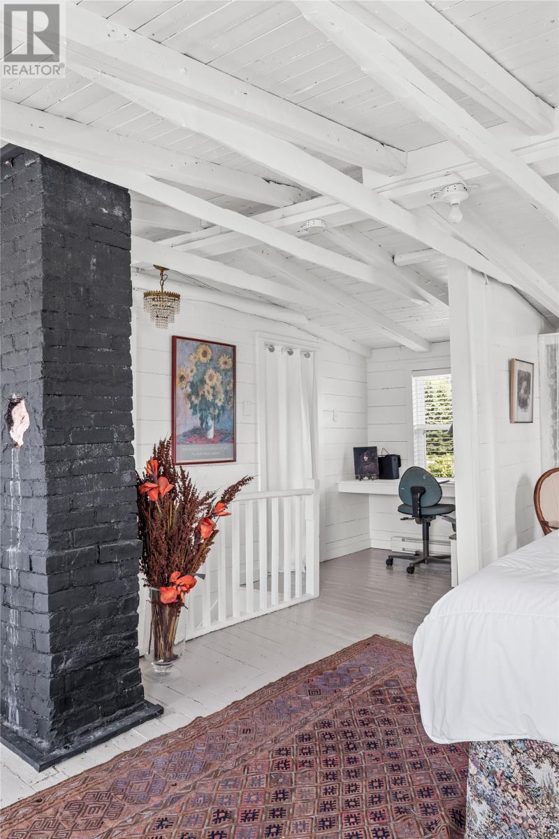 101 Main Road, Renews, NL - Indoor