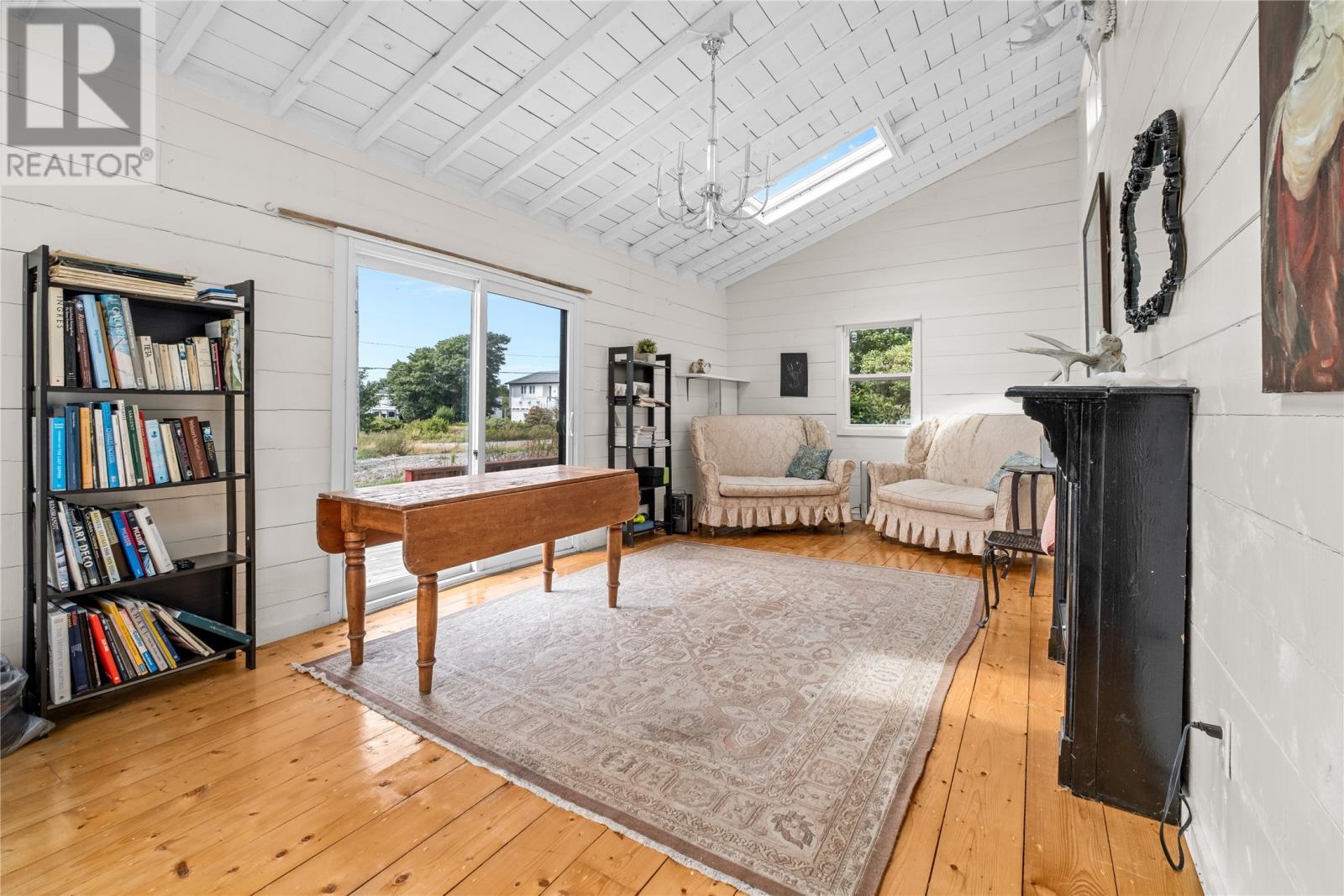 101 Main Road, Renews, NL - Indoor