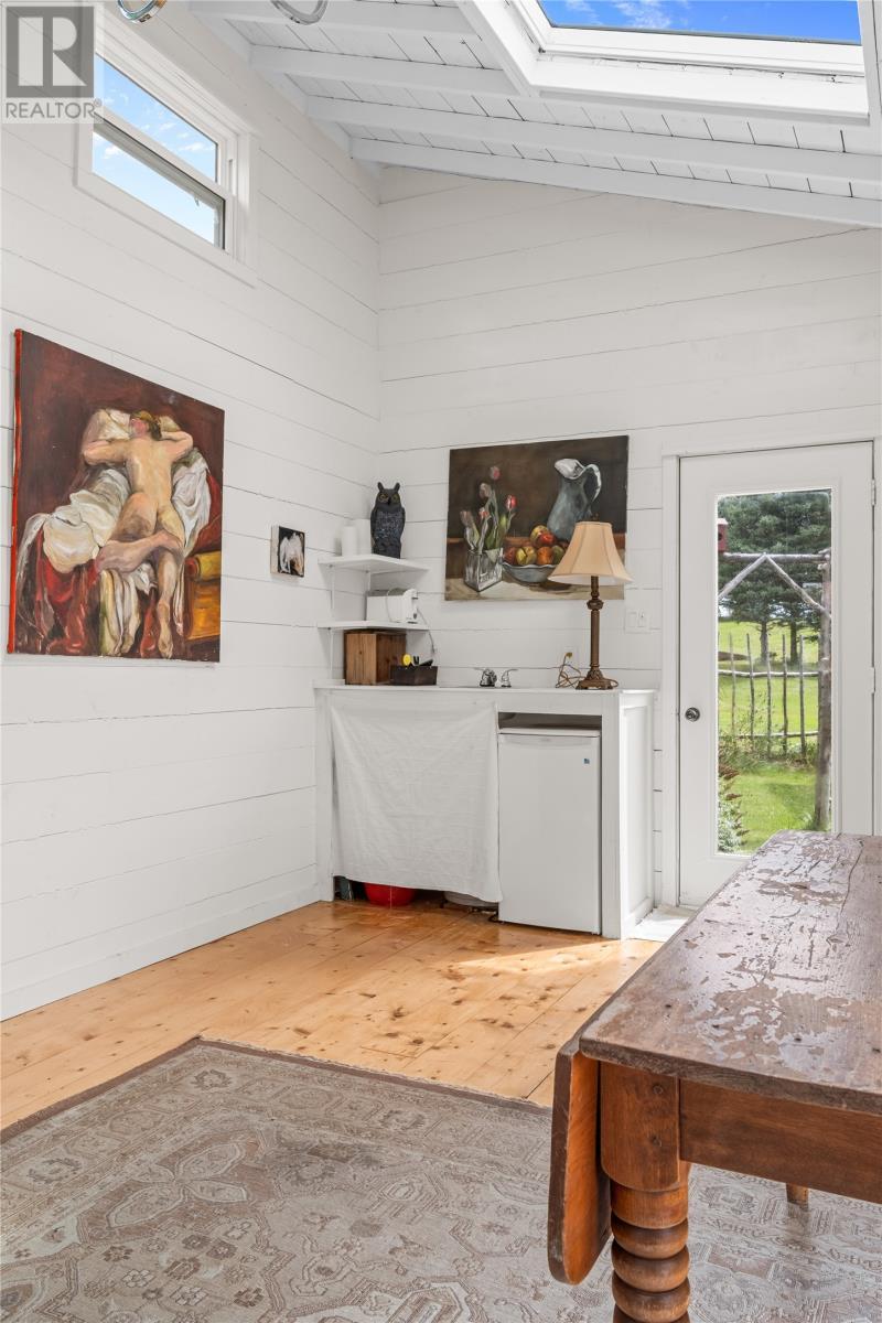 101 Main Road, Renews, NL - Indoor