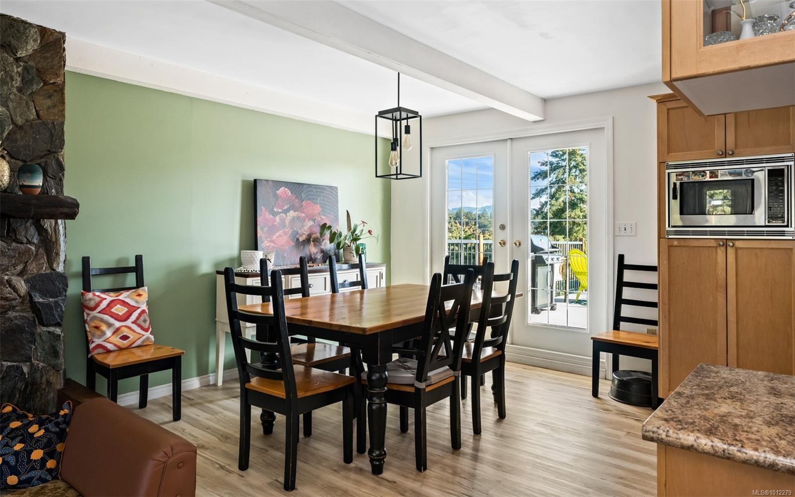 6621 Lakes Rd, Duncan, BC