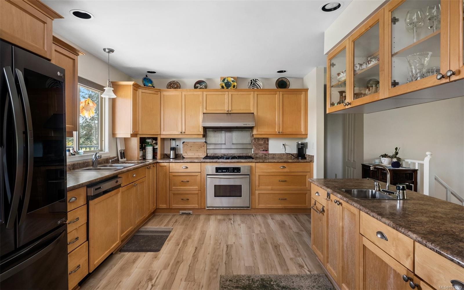 6621 Lakes Rd, Duncan, BC