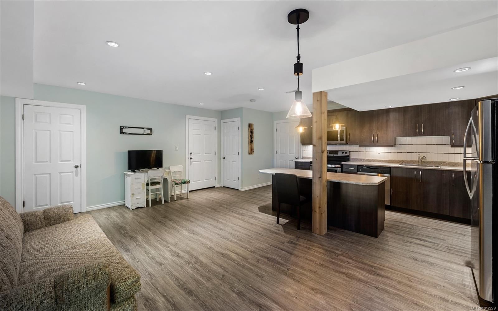 6621 Lakes Rd, Duncan, BC