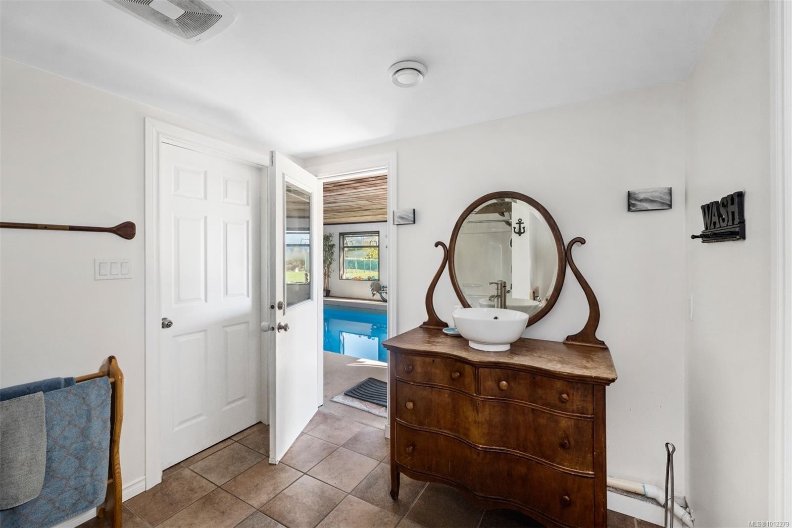 6621 Lakes Rd, Duncan, BC