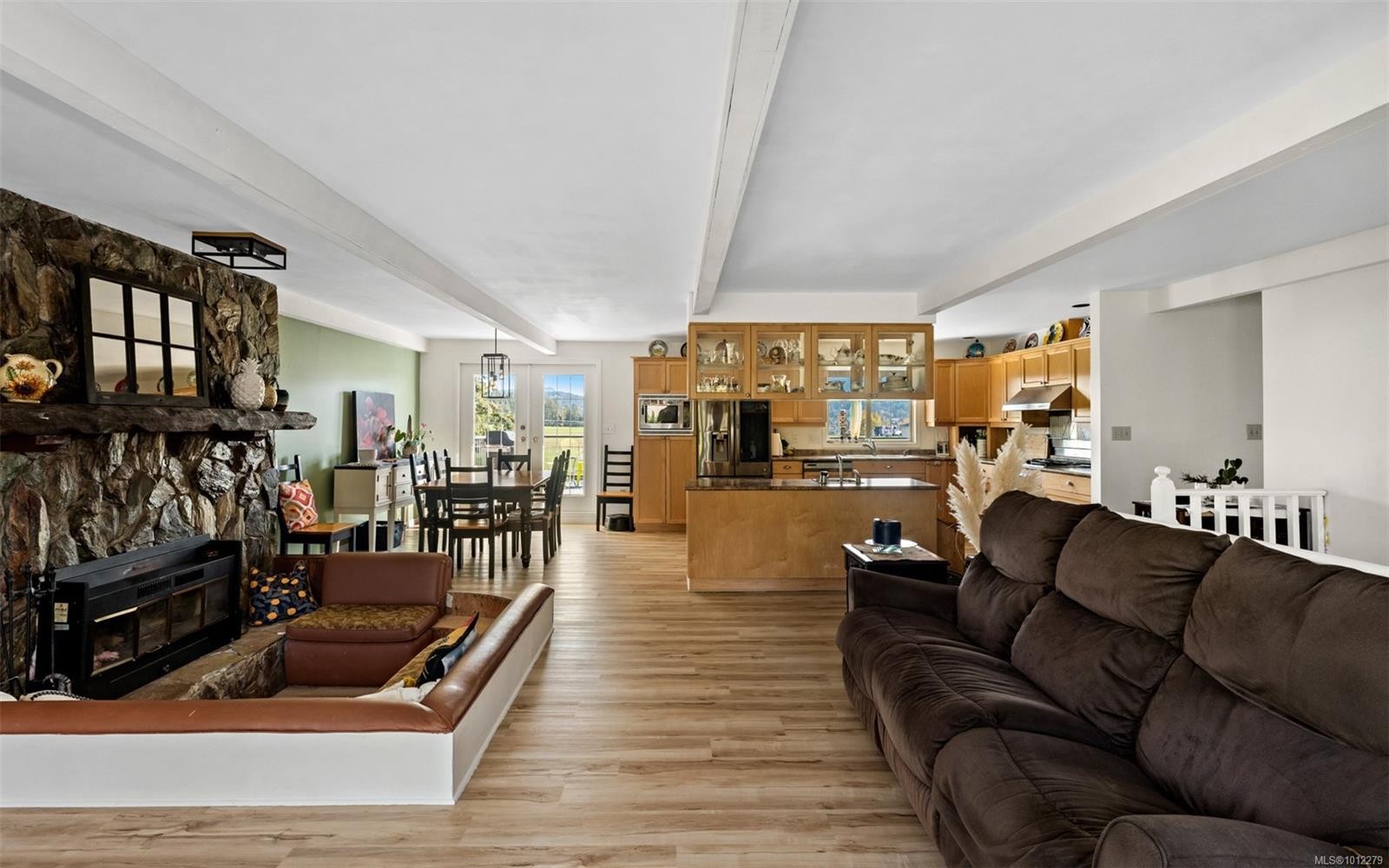 6621 Lakes Rd, Duncan, BC