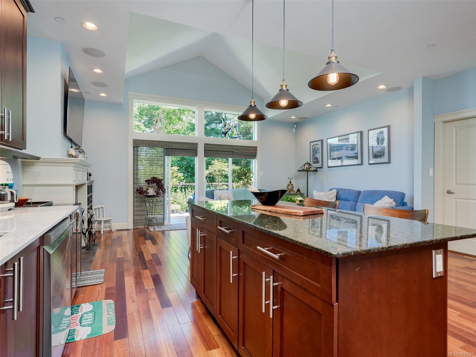 18-551 Bezanton Way, Colwood, BC