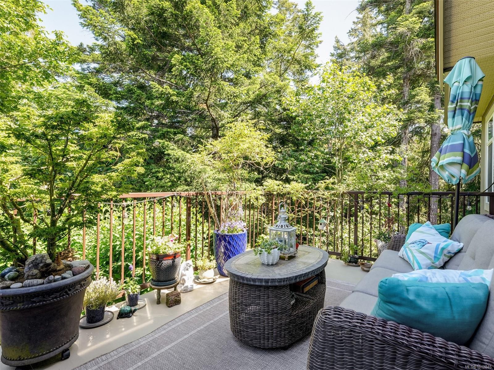 18-551 Bezanton Way, Colwood, BC