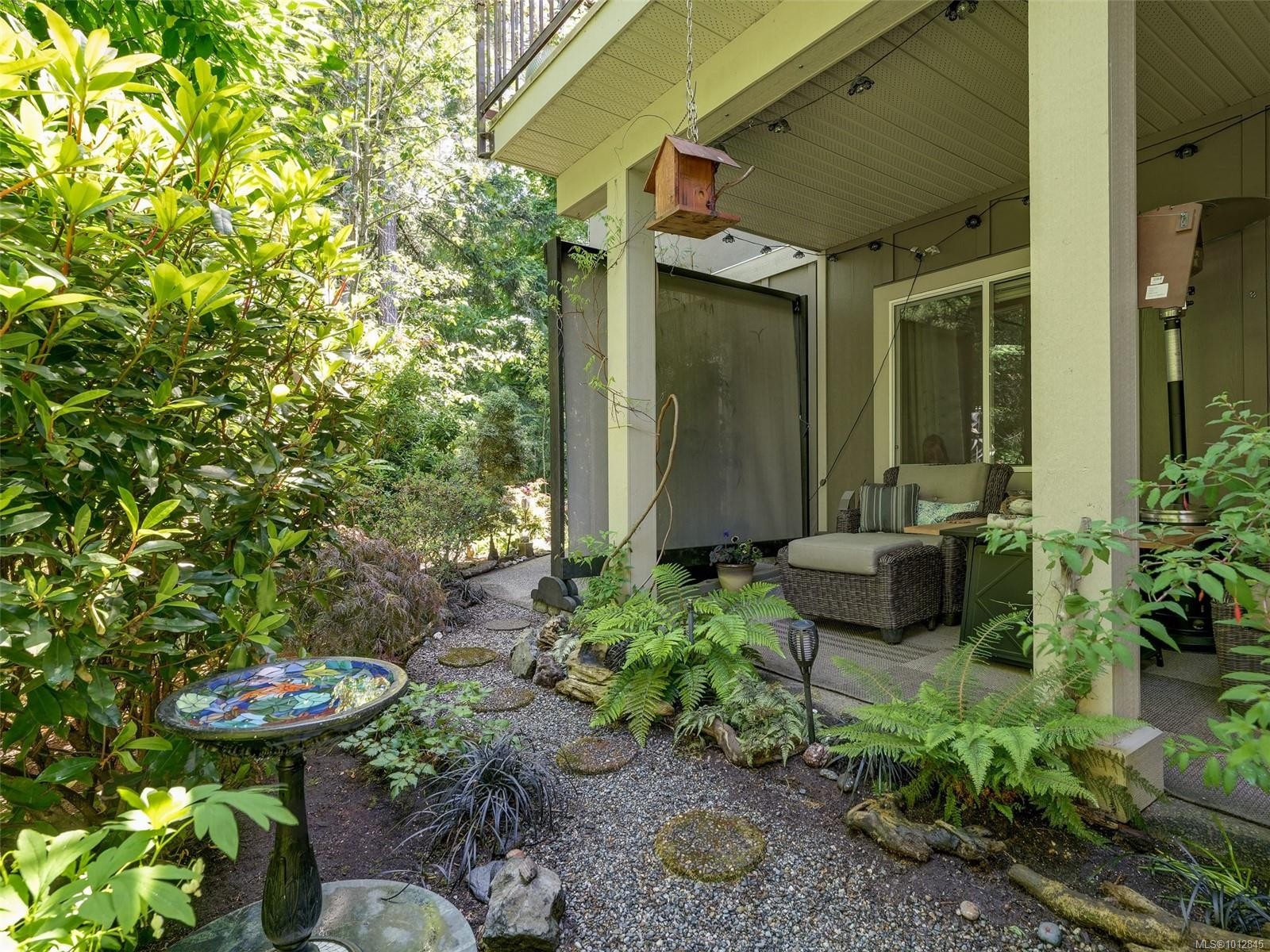 18-551 Bezanton Way, Colwood, BC