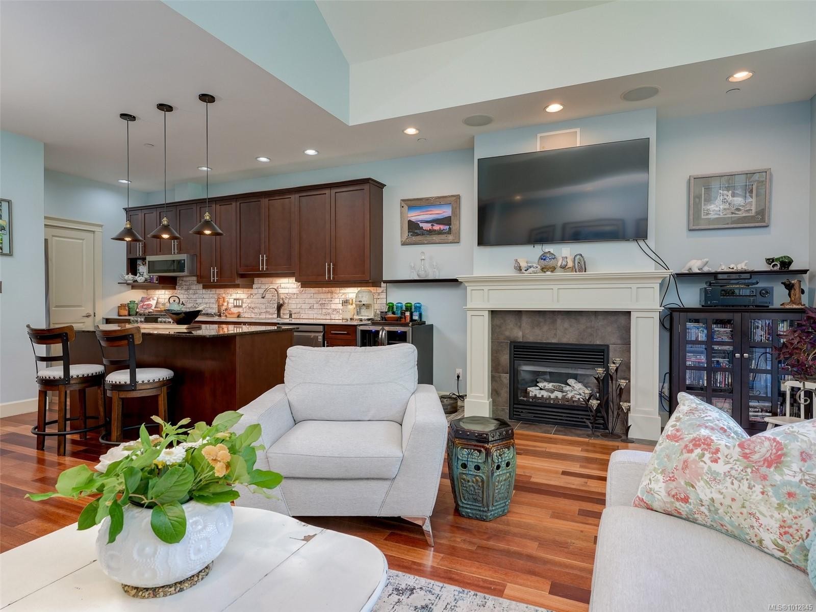 18-551 Bezanton Way, Colwood, BC