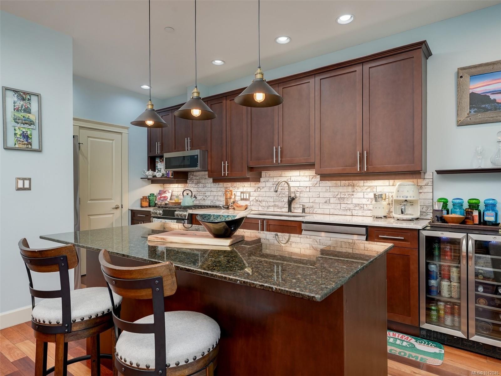 18-551 Bezanton Way, Colwood, BC