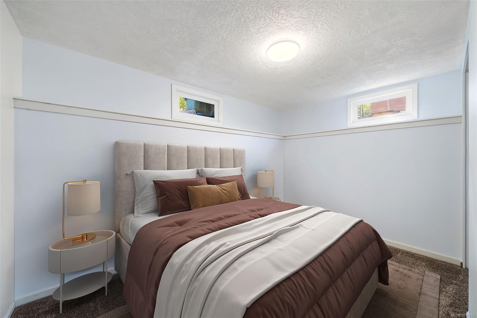 215 Suzanne Pl, View Royal, BC