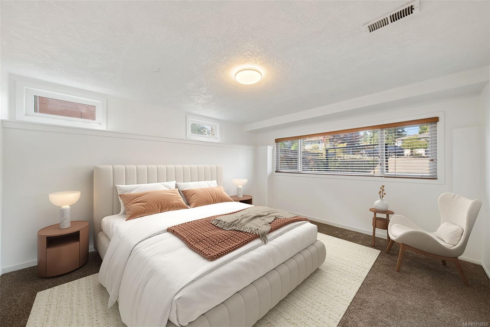 215 Suzanne Pl, View Royal, BC