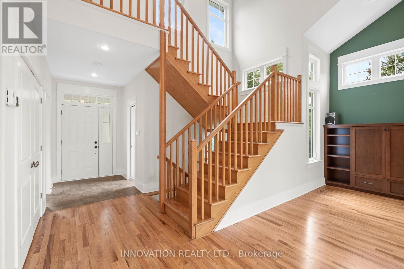 199 Blackberry Way, Ottawa, ON - Indoor Photo Showing Other Room