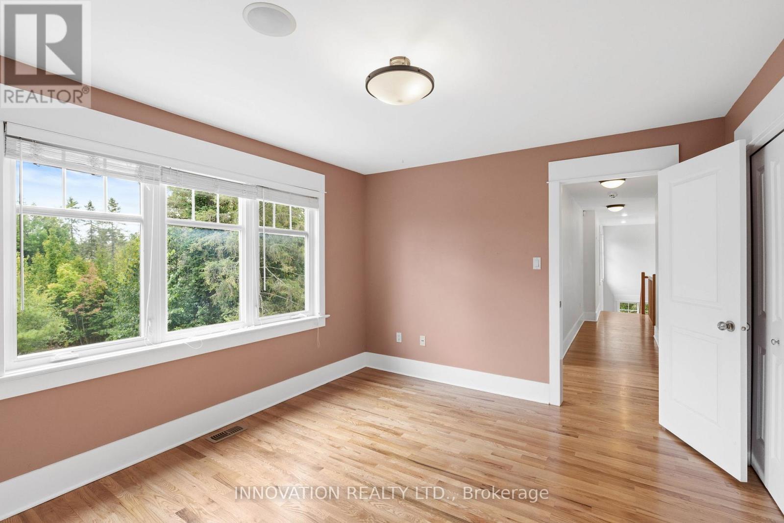 199 Blackberry Way, Ottawa, ON - Indoor Photo Showing Other Room