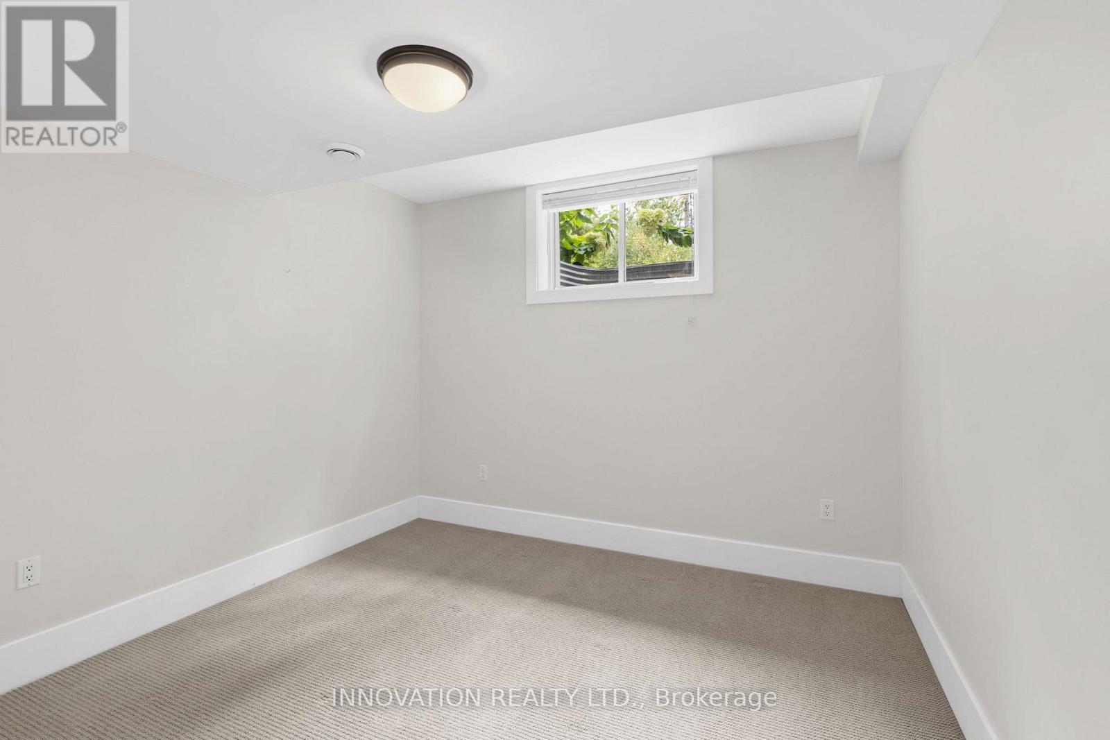 199 Blackberry Way, Ottawa, ON - Indoor Photo Showing Other Room