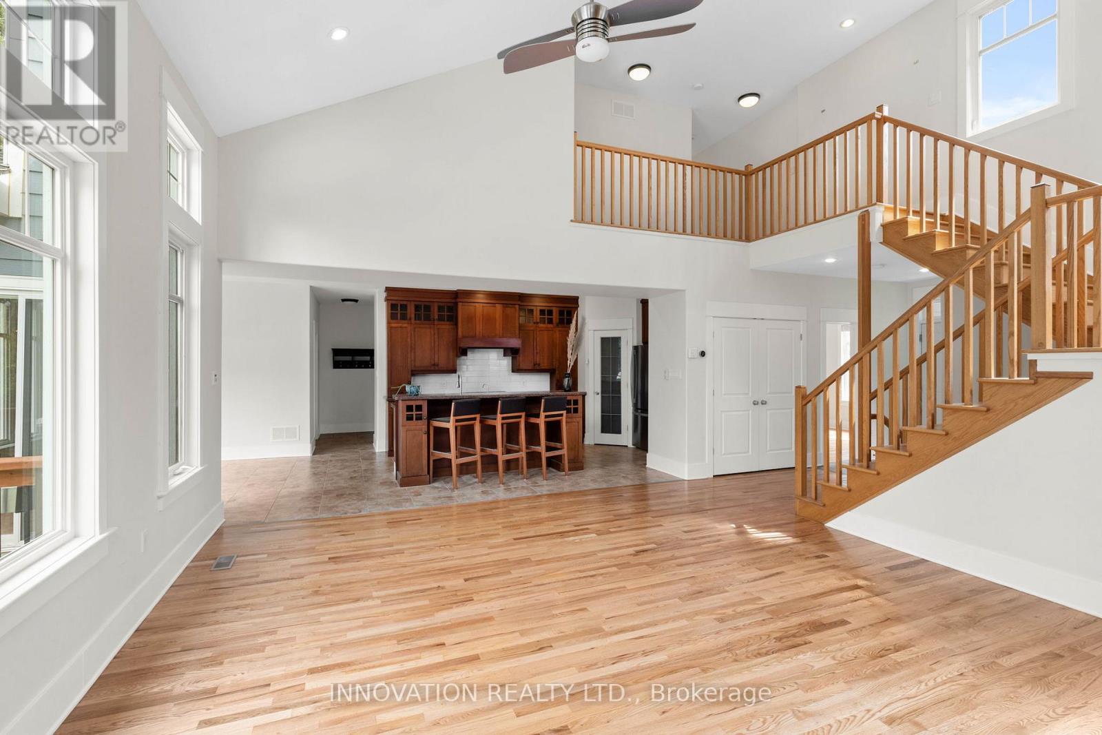 199 Blackberry Way, Ottawa, ON - Indoor Photo Showing Other Room