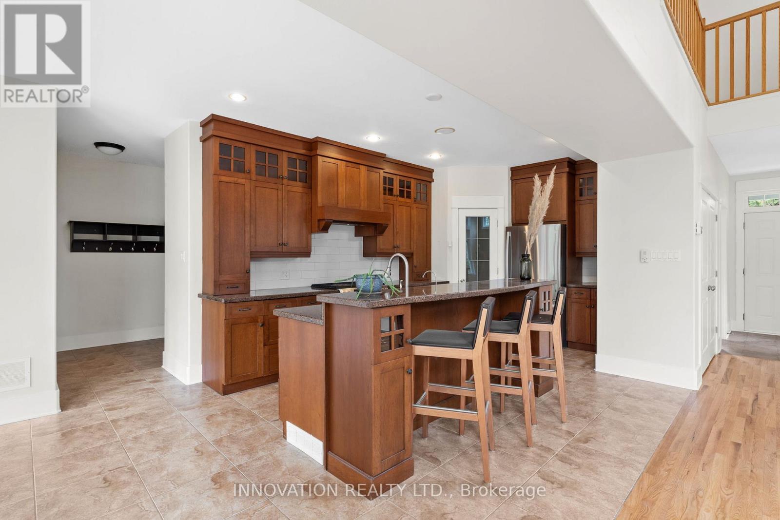 199 Blackberry Way, Ottawa, ON - Indoor Photo Showing Other Room