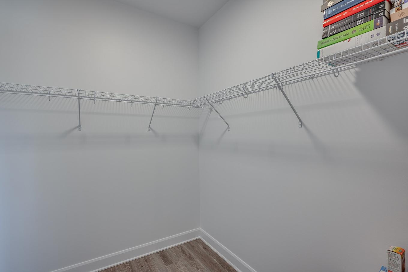 Rangement - 201-130 Boul. De Chambery, Blainville, QC - Indoor With Storage