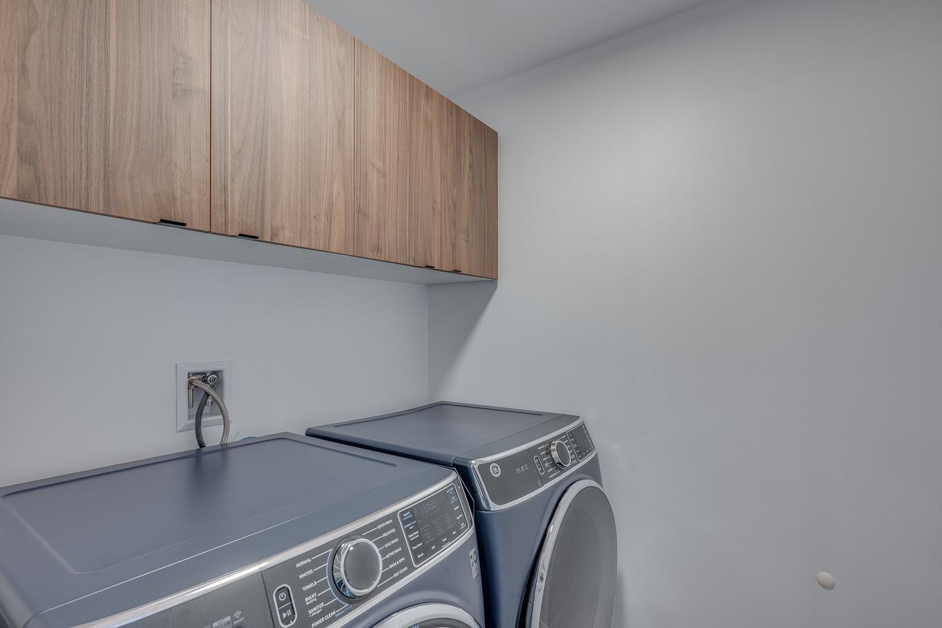 Salle de lavage - 201-130 Boul. De Chambery, Blainville, QC - Indoor Photo Showing Laundry Room