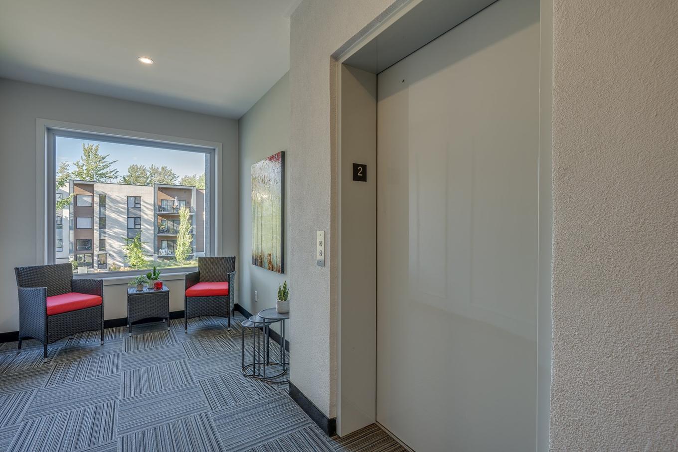 Ascenseur - 201-130 Boul. De Chambery, Blainville, QC - Indoor Photo Showing Other Room