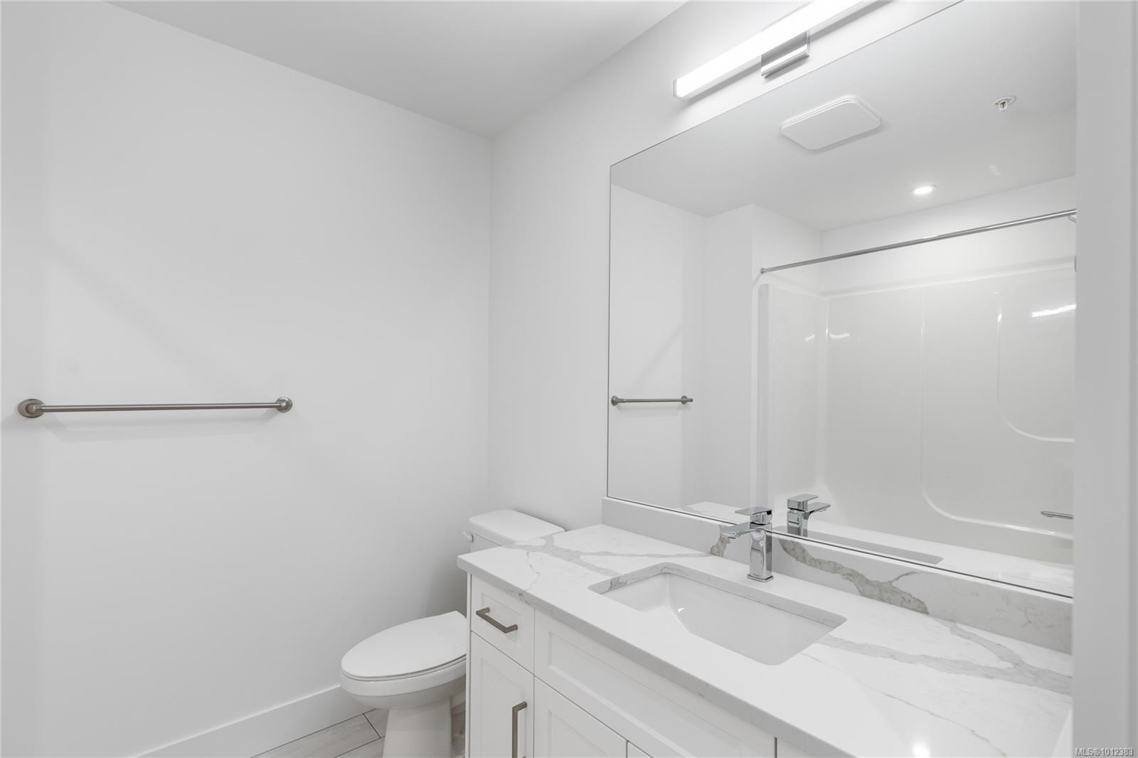 106-151 Royal Pacific Way, Nanaimo, BC