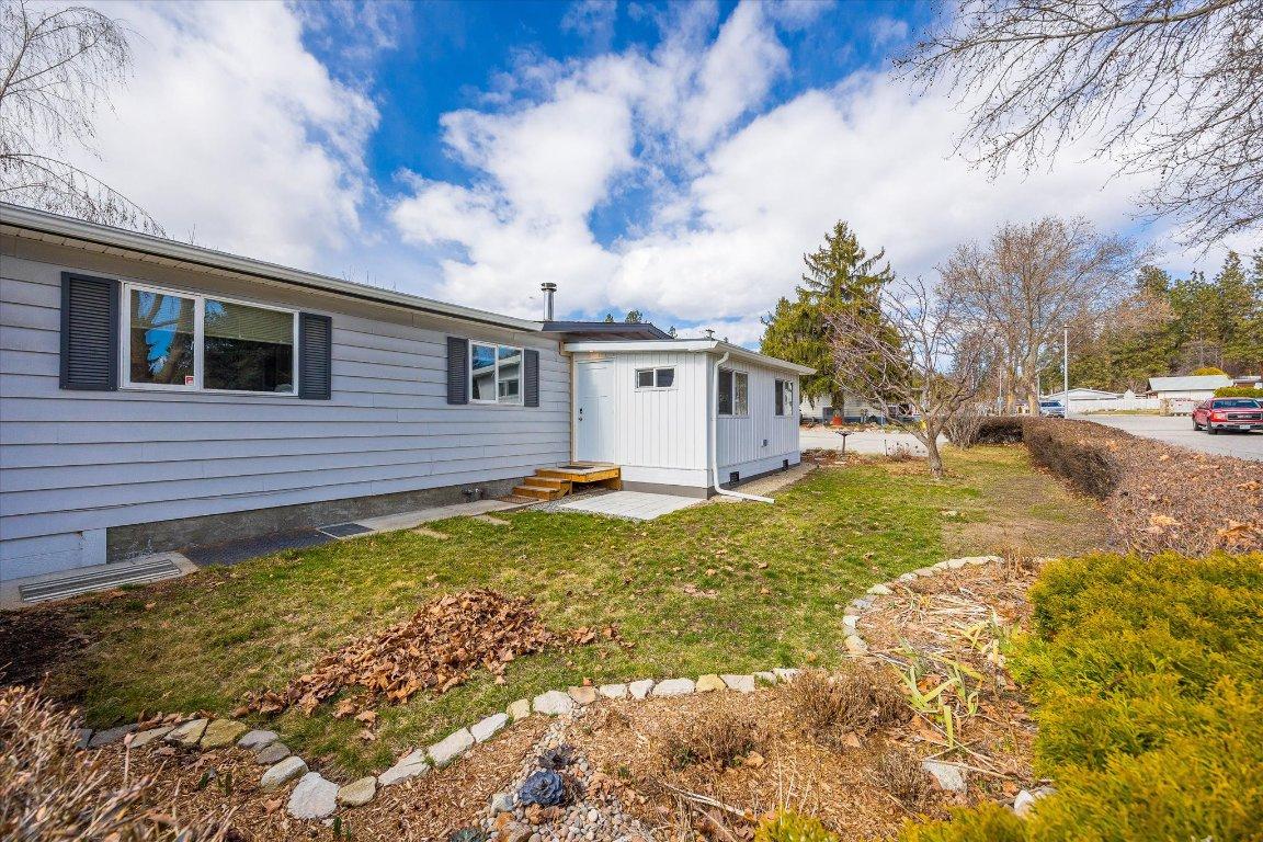 27-2001 97 Highway, West Kelowna, BC