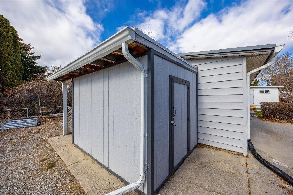 27-2001 97 Highway, West Kelowna, BC