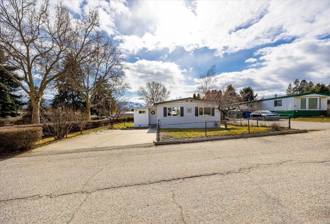 27-2001 97 Highway, West Kelowna, BC