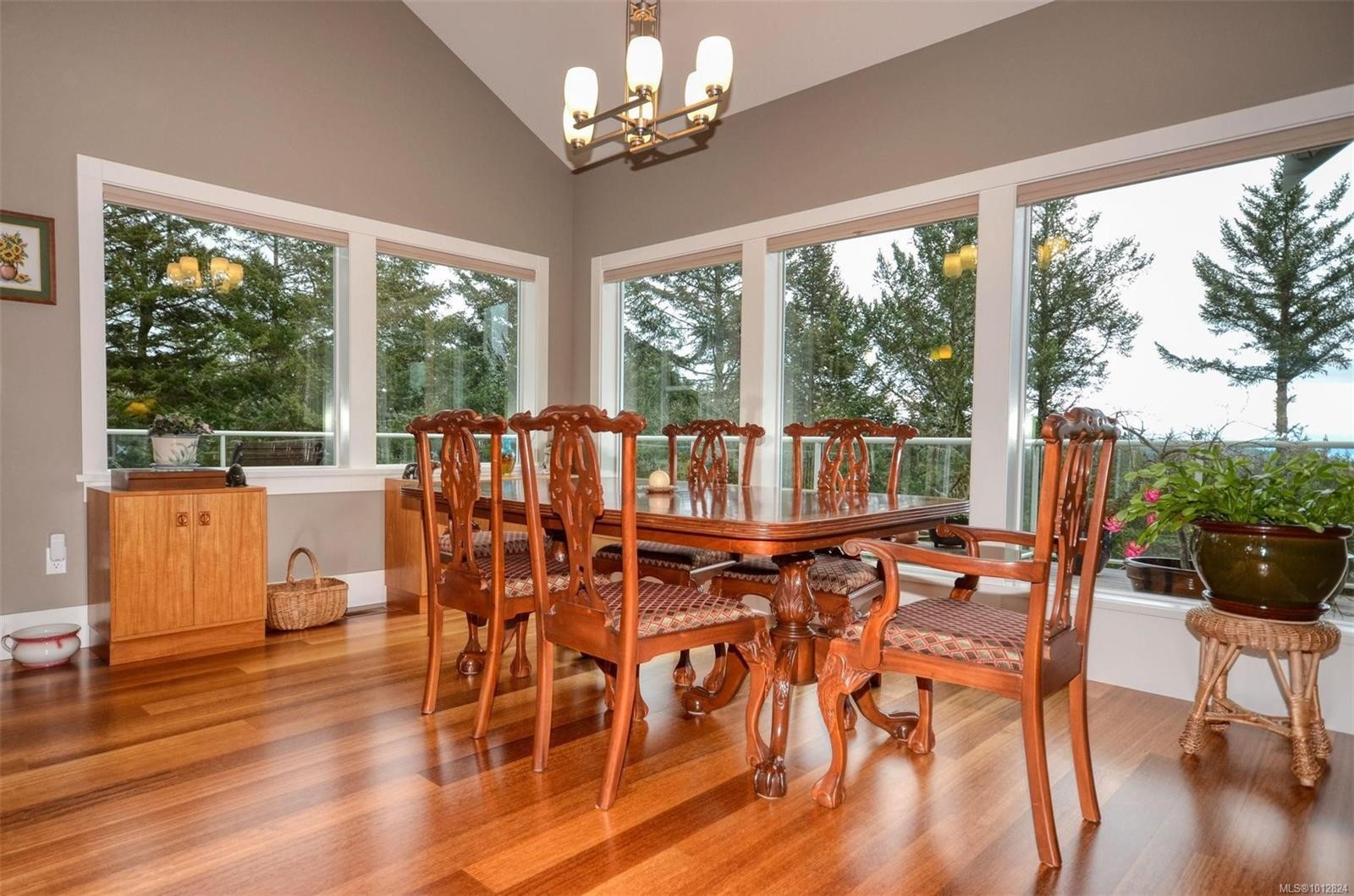 4935 Deer Park Trail, Metchosin, BC