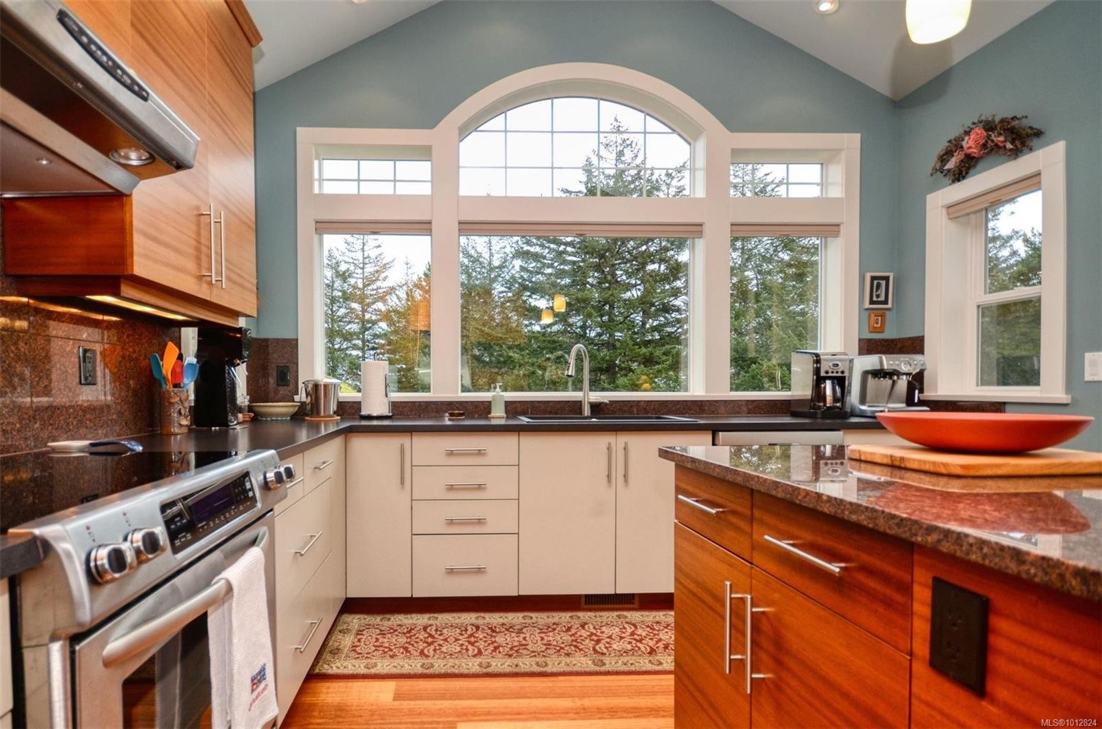 4935 Deer Park Trail, Metchosin, BC