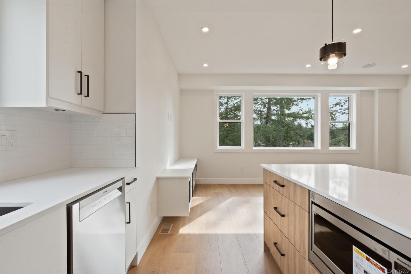 556 Belford Pl, Langford, BC