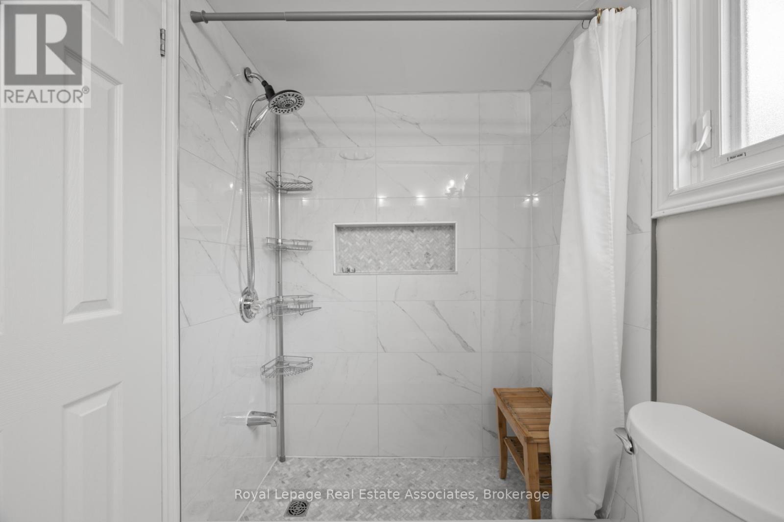 6682 Snow Goose Lanes Lane, Mississauga, ON - Indoor Photo Showing Bathroom