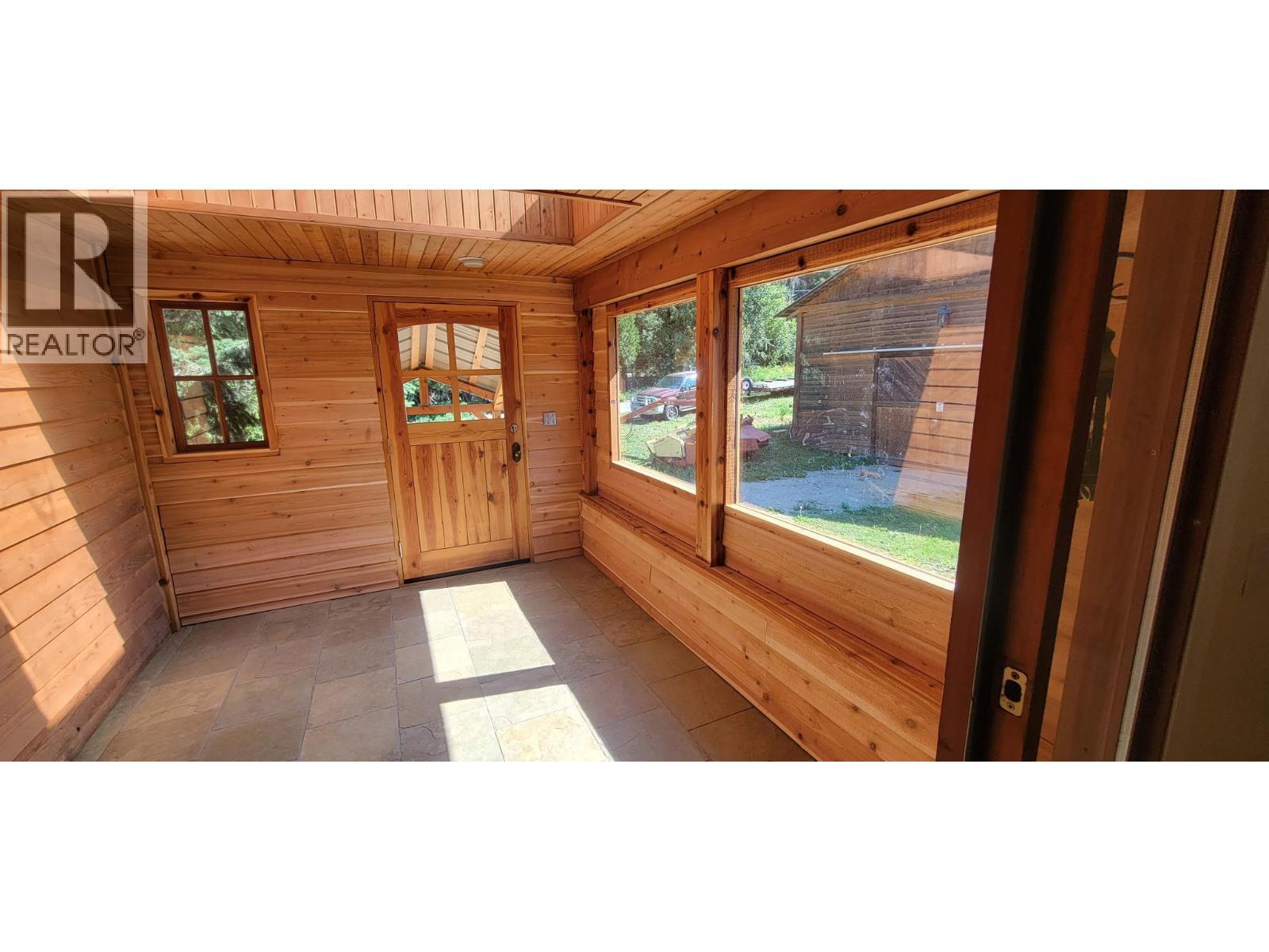 9841 Talbot Road, Salmo, BC