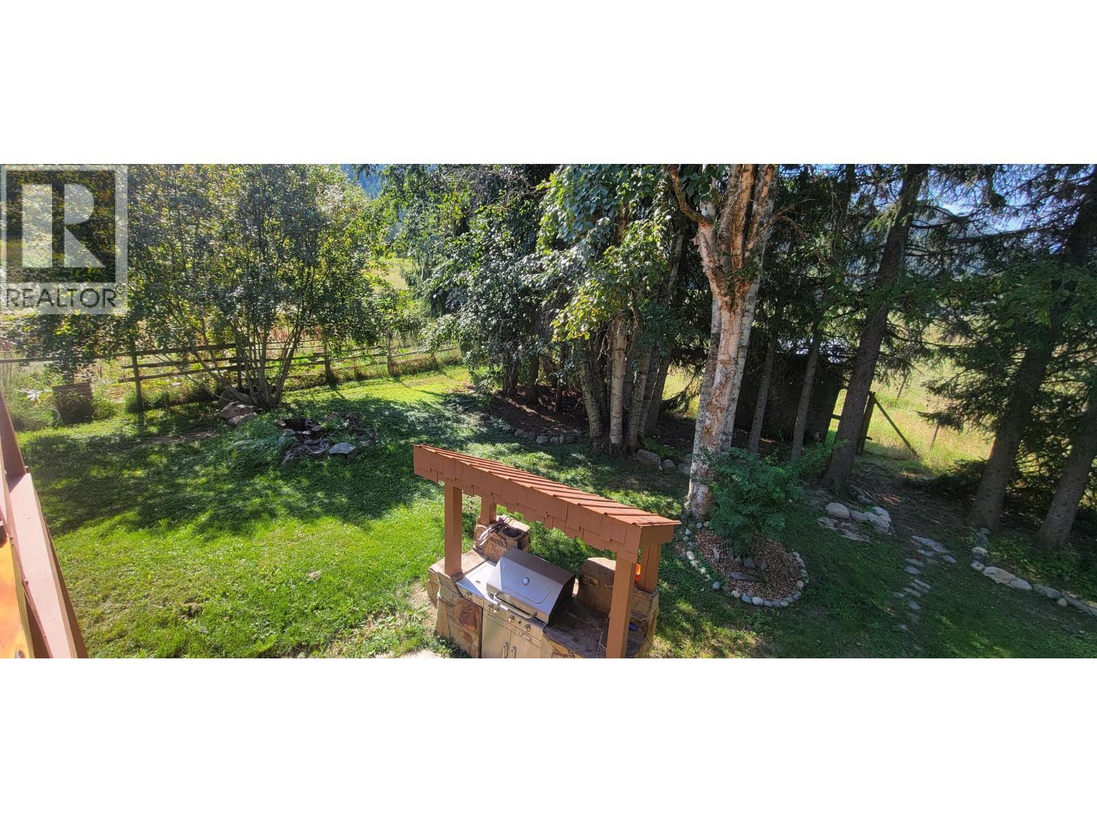 9841 Talbot Road, Salmo, BC