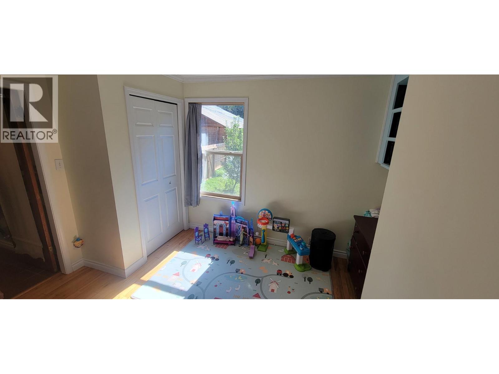 9841 Talbot Road, Salmo, BC