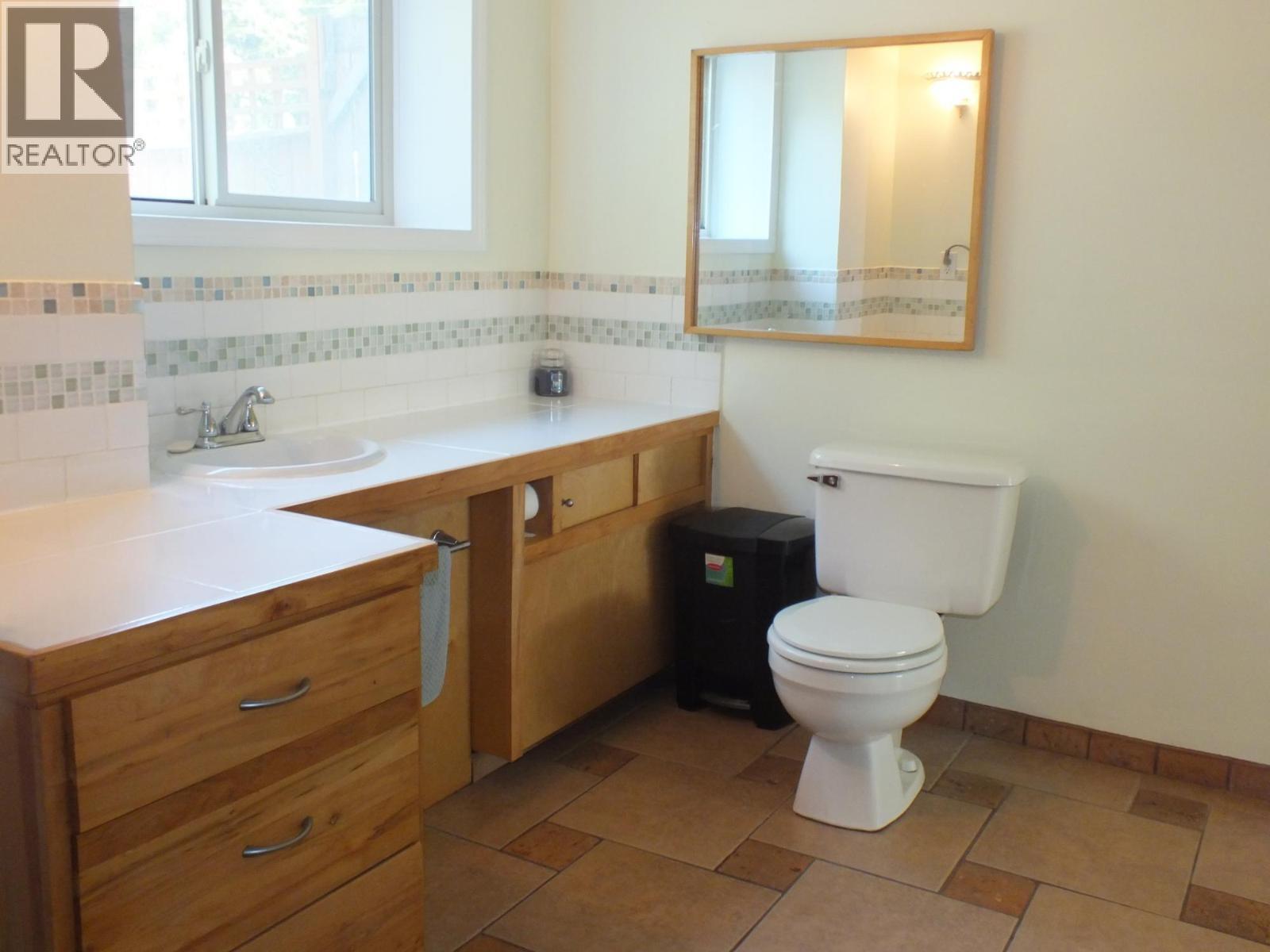 9841 Talbot Road, Salmo, BC