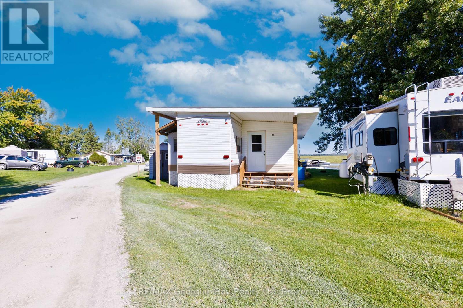 14 - 1838 Heron Drive, Severn (Fesserton), ON - Outdoor